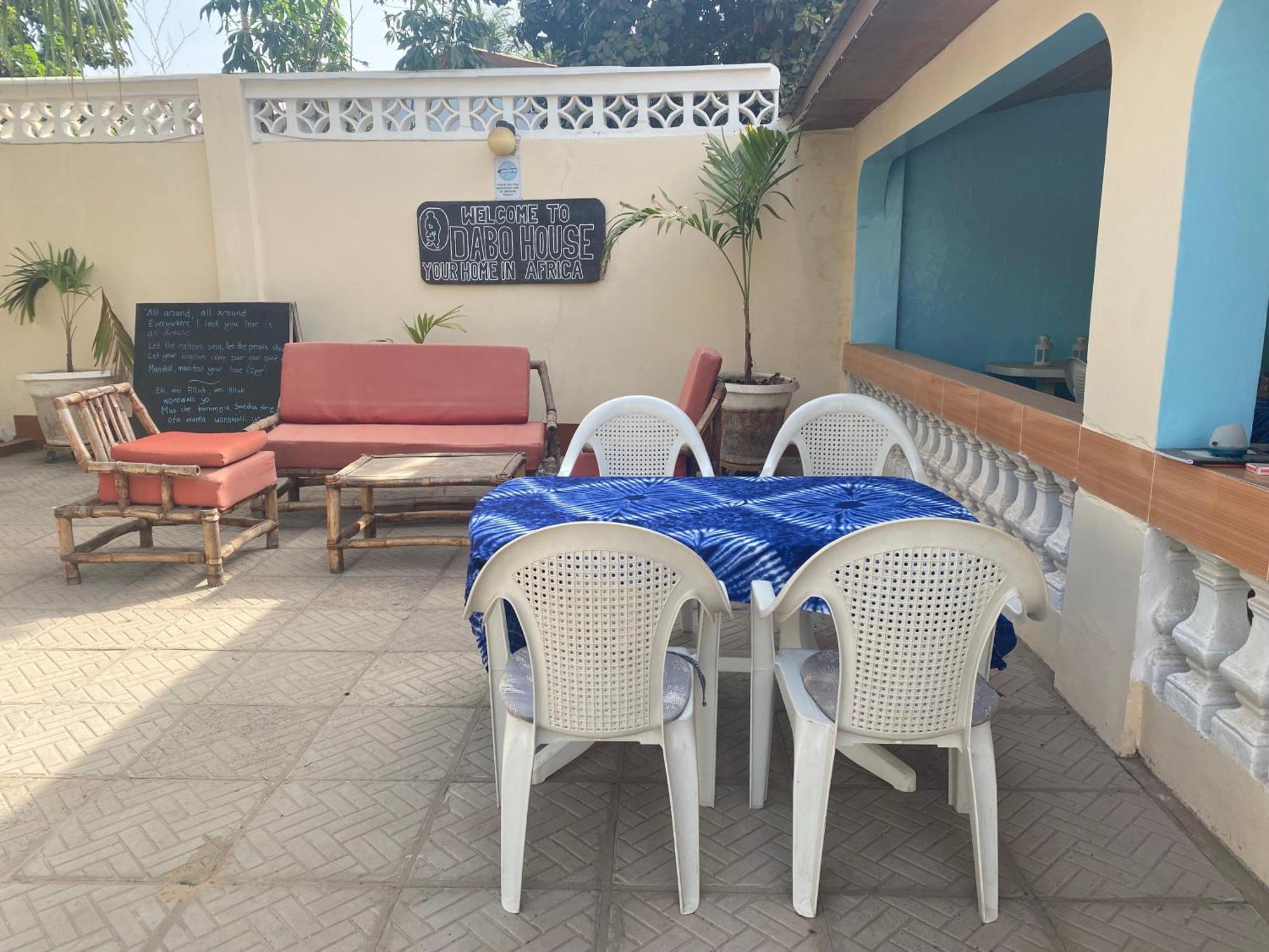 Dabo House Otel Brufut Dış mekan fotoğraf