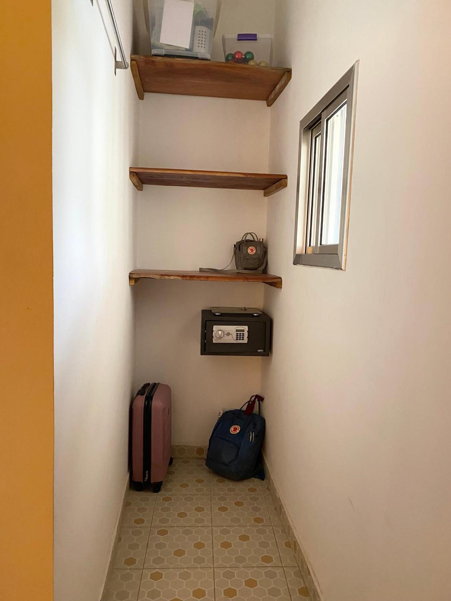 Dabo House Otel Brufut Dış mekan fotoğraf