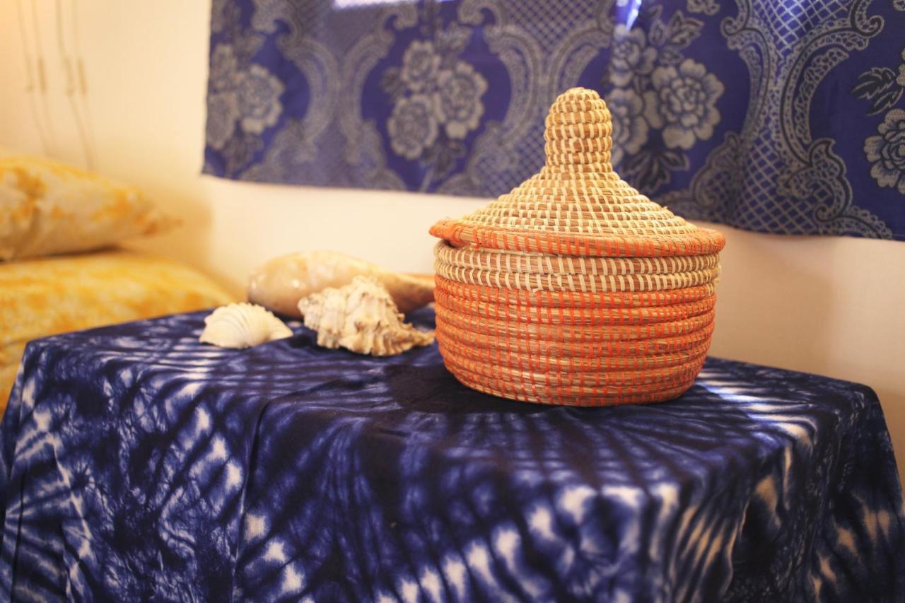 Dabo House Otel Brufut Dış mekan fotoğraf